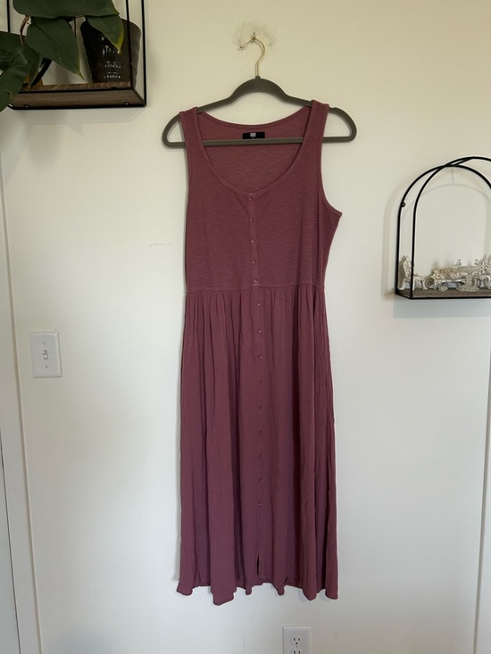 Frye Dresses & Skirts - Frye Mauve Sleeveless Scoop Neck Button Front Midi Dress Size Medium